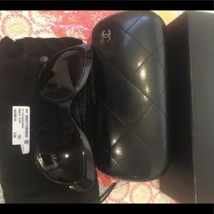 New authentic Chanel sunglasses which box and tag